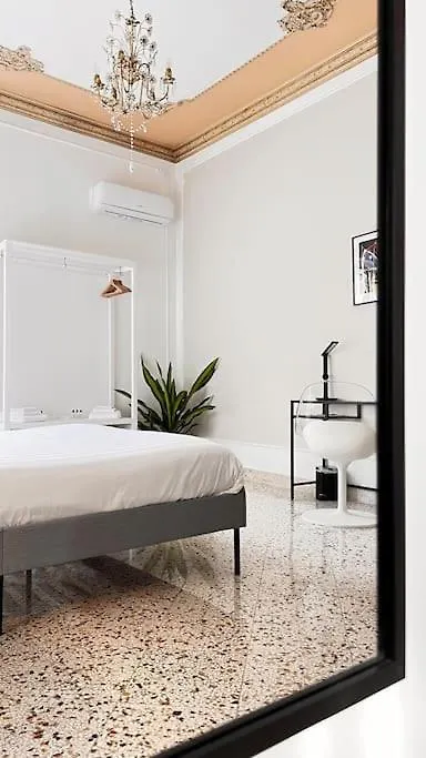 Orethus Apartment - Exclusive Palermo Center 0*,